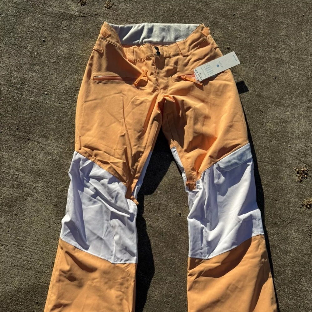 Women's ROXY Chloe Kim Woodrose Insulated Snow Pants MOCK ORANGE (ngz0) Size Med